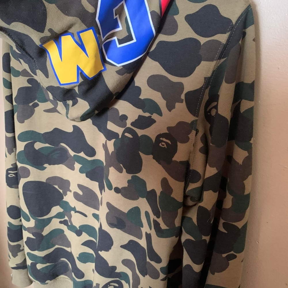 A Bathing ape - Picture 4 of 6